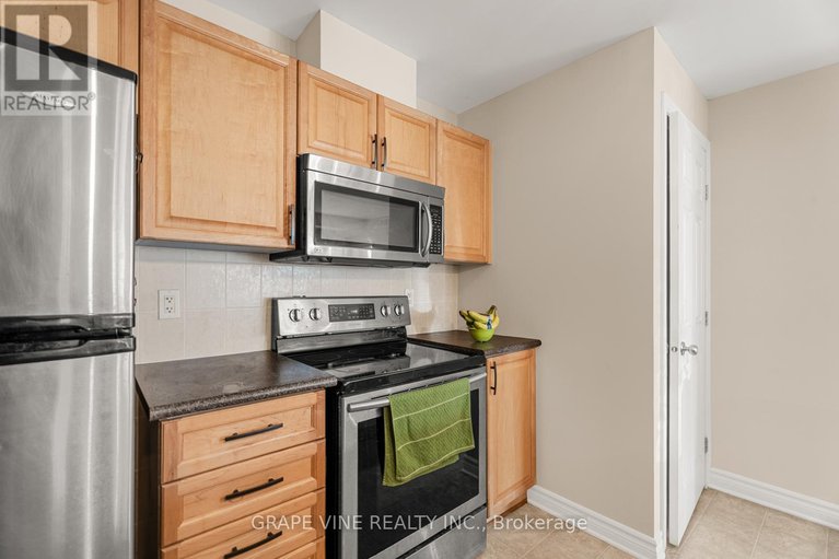 28628739/d-165-crestway-drive/barrhaven-east/ottawa/ontario/K2G7C8_16