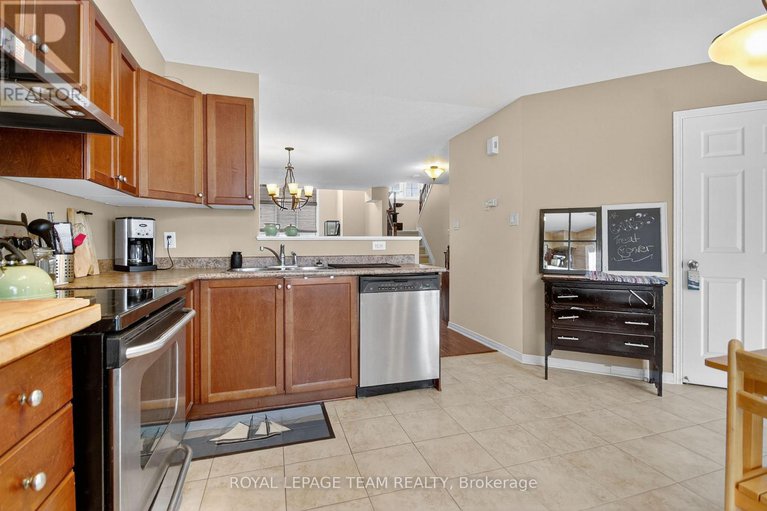 29094063/145-wharhol-private/westcliffe-estates/ottawa/ontario/K2H1G5_27