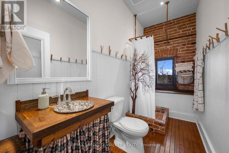 29162989/40-thomas-street/almonte/mississippi-mills/ontario/K0A1A0_18