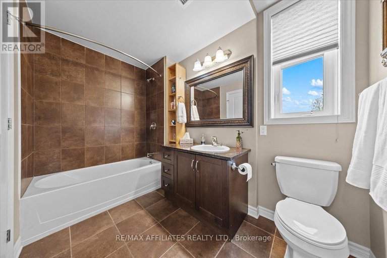 28366144/3-30-prestige-circle/chatelaine-village/ottawa/ontario/K4A0W9_21