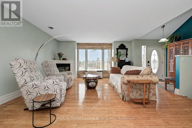 29438324/712-flat-rapids-road/mcnabbraeside-twps/mcnabbraeside/ontario/K7S3G8_8