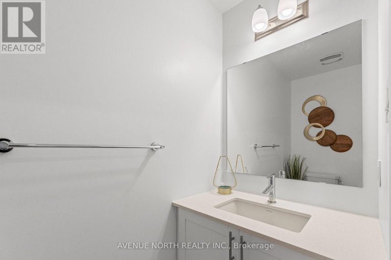 28967067/653-putney-crescent/stittsville-south/ottawa/ontario/K2S2N7_4