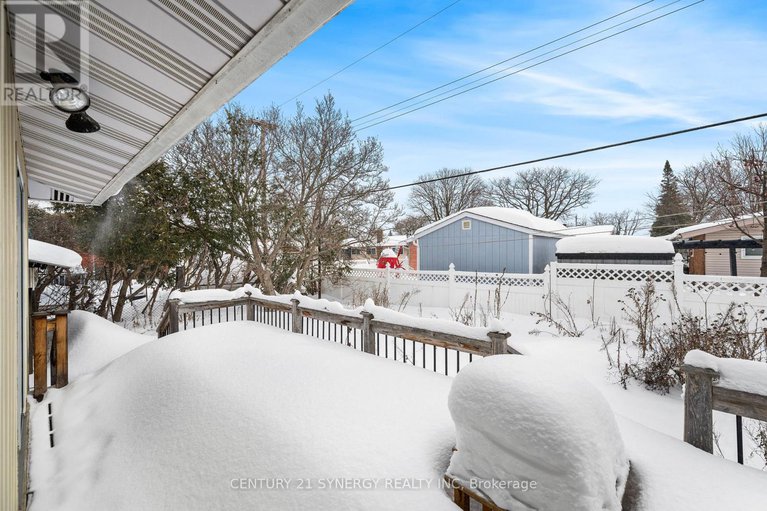 29356167/2414-joliffe-street/hawthorne-meadows/ottawa/ontario/K1G1G9_36