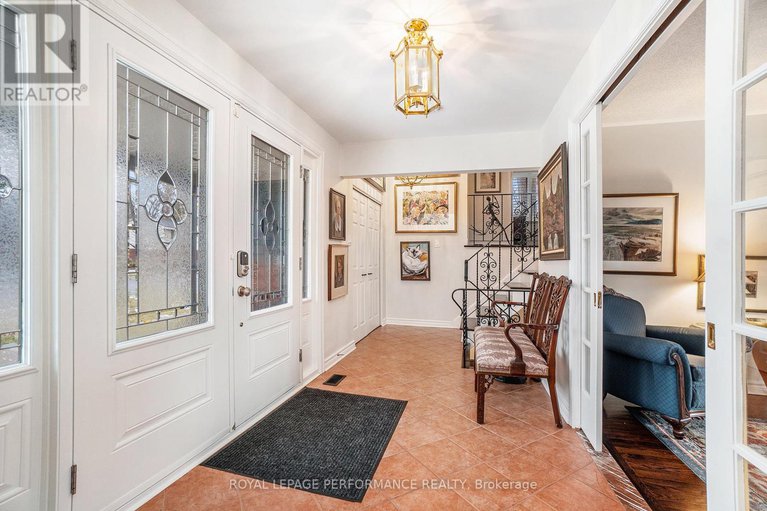 28747368/14-riverbrook-road/arlington-woods/ottawa/ontario/K2H7W6_19