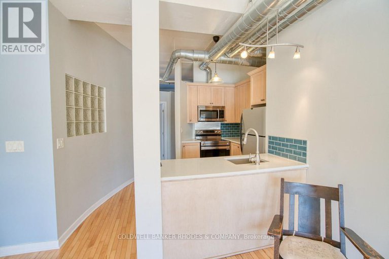 29433003/401-320-parkdale-avenue/ottawa-west/ottawa/ontario/K1Y4X9_21