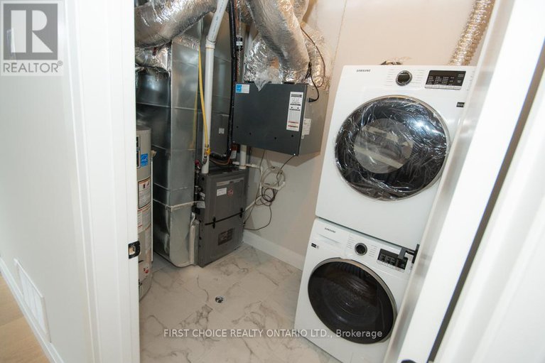 29386266/296-riverdale-avenue/old-ottawa-south/ottawa/ontario/K1S1R1_33