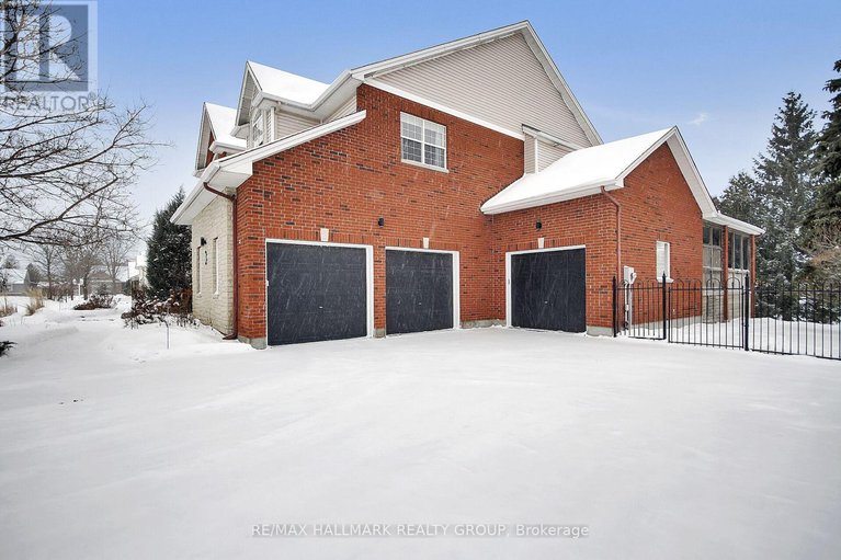 29221615/13-beechgrove-gardens/stittsville-south/ottawa/ontario/K2S1W5_2