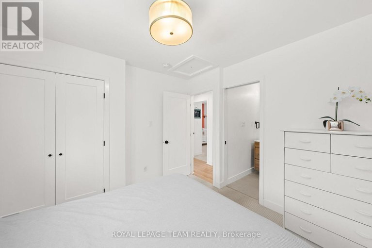 29381765/5286-hillcrest-drive/manotick-long-island-nicholls-island/ottawa/ontario/K4M1E9_14