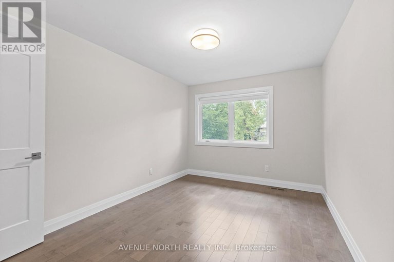 28810871/463-dawson-avenue/westborohampton-park/ottawa/ontario/K1Z5V6_25