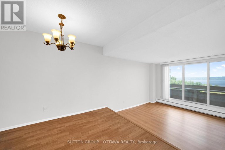 28727418/711-1171-ambleside-drive/woodroffe/ottawa/ontario/K2B8E1_12