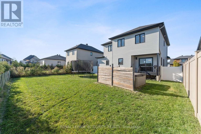 29229287/156-lyon-street/embrun/russell/ontario/K0A1W0_33