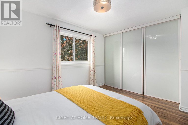 29025914/6357-st-louis-drive/hiawatha-parkconvent-glen/ottawa/ontario/K1C2X9_21