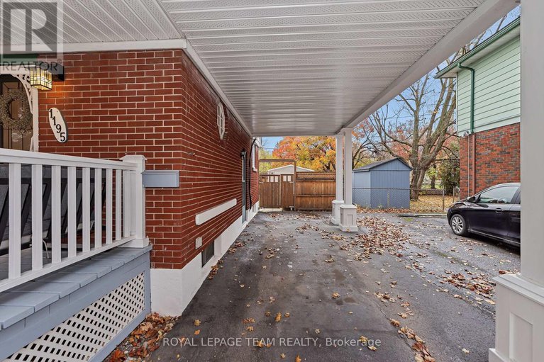 29030810/1195-major-street/bel-air-park/ottawa/ontario/K2C2S1_31