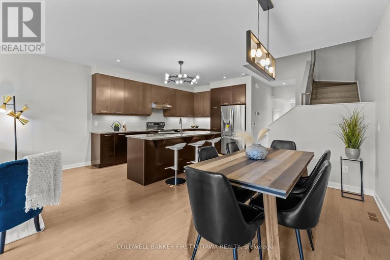 28598402/821-quartet-avenue/riverside-southgloucester-glen/ottawa/ontario/K1X0C4_8