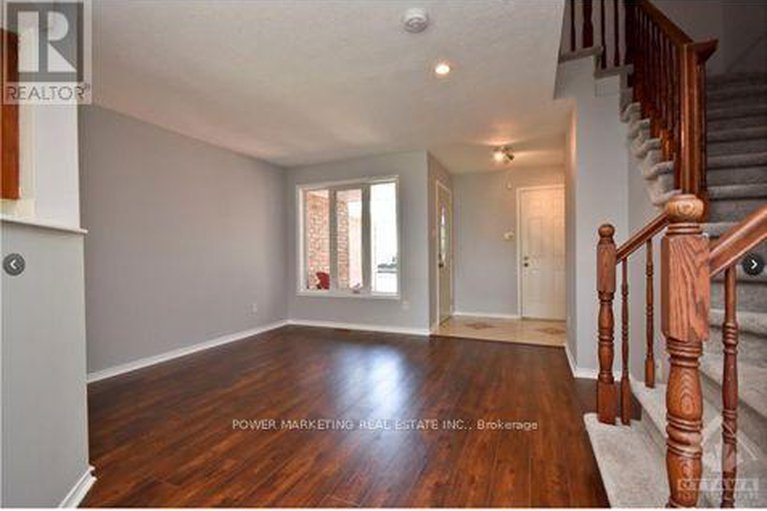 28931530/783-nesting-way/fallingbrookgardenway-south/ottawa/ontario/K4A3X6_8