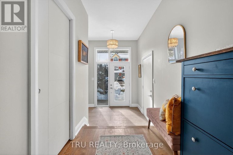 29420434/839-riddell-avenue-n/mckellar-heightsglabar-park/ottawa/ontario/K2K1X7_5