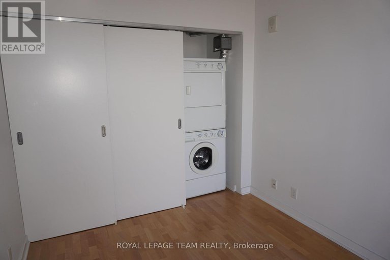 28498513/1604-324-laurier-avenue/ottawa-centre/ottawa/ontario/K1P0A4_19