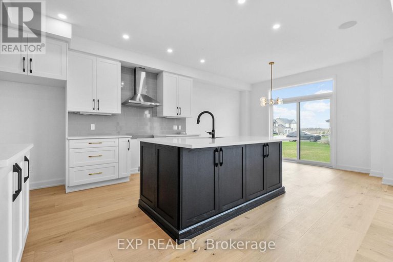 28500517/413-fleet-canuck-private/huntley-ward-south-east/ottawa/ontario/K2M0M5_9