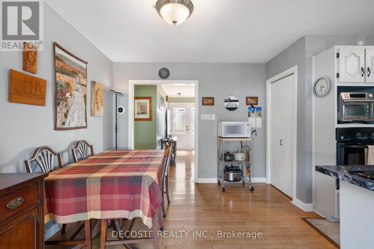 28940828/137-park-avenue/alexandria/north-glengarry/ontario/K0C1A0_12