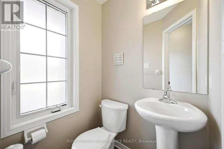 29570755/15-dundalk-private/stonebridge/ottawa/ontario/K2J0J5_4