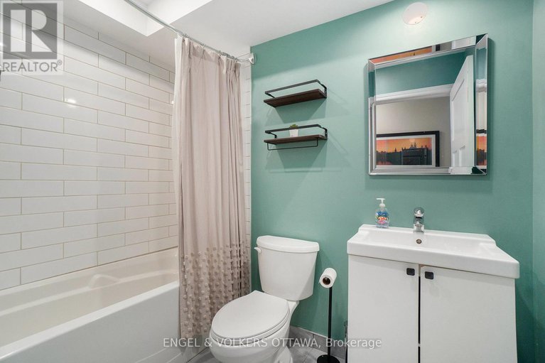 28305409/15-granville-avenue/ottawa-west/ottawa/ontario/K1Y0M5_30