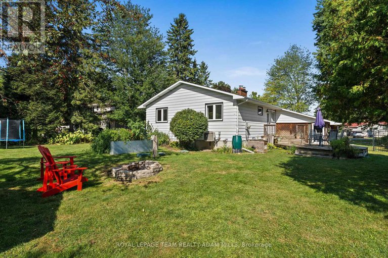 28834726/1095-boucher-crescent/manotick-south-to-roger-stevens/ottawa/ontario/K4M1B3_38