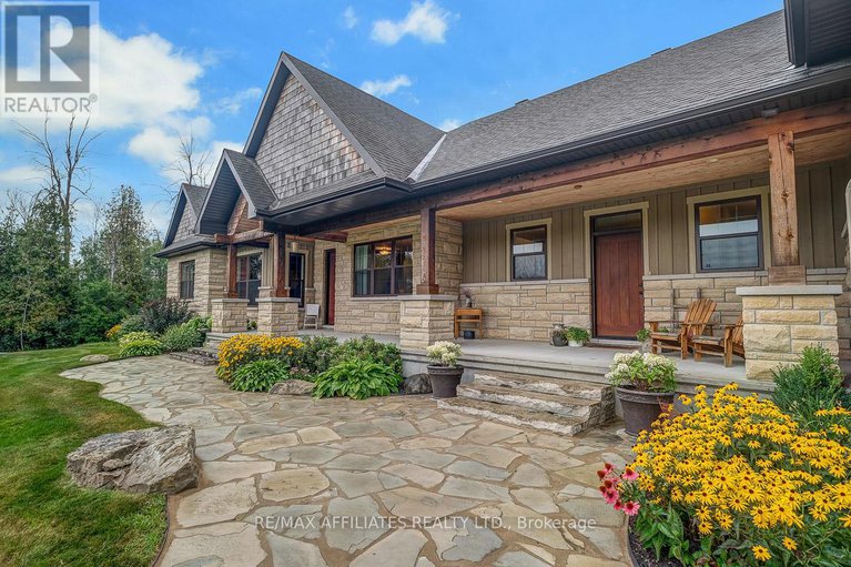 28778055/111-ironstone-court/remainder-of-stittsville-area/ottawa/ontario/K2S0L4_2