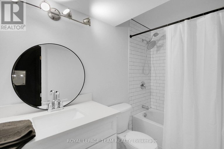 28677603/112-talltree-crescent/stittsville-central/ottawa/ontario/K2S0A9_26
