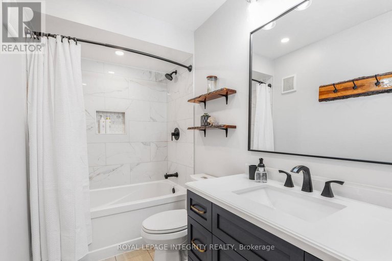 28899547/13-elm-avenue/village-of-russell/russell/ontario/K4R1B3_14