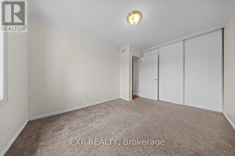 28648911/1959-ranchwood-way/chapel-hill/ottawa/ontario/K1C7L7_28