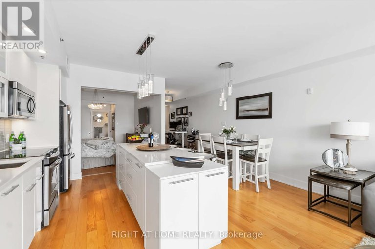 28464174/501-98-richmond-road/westborohampton-park/ottawa/ontario/K1Z0B2_10