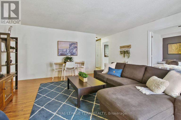 28399342/701-141-somerset-street-w/ottawa-centregolden-triangle/ottawa/ontario/K2P2H1_20