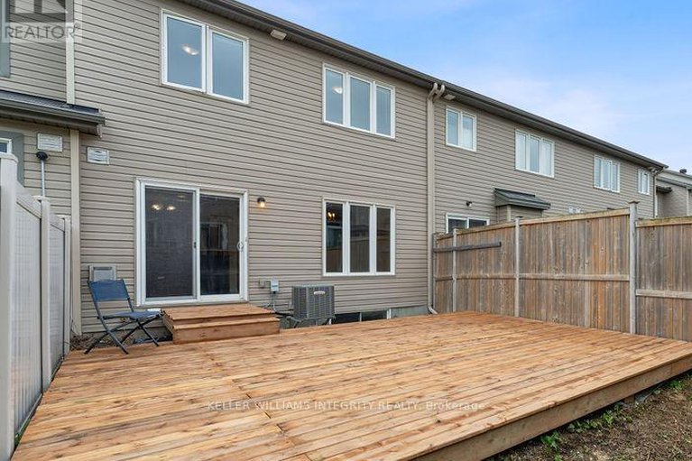 28367526/203-kingswell-street/leitrim/ottawa/ontario/K1T0L1_31