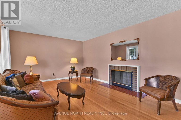 29653948/980-wiseman-crescent/riverside-park/ottawa/ontario/K1V8J4_7