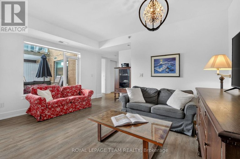 29517310/220-7-marquette-avenue/vanier/ottawa/ontario/K1L8A7_12