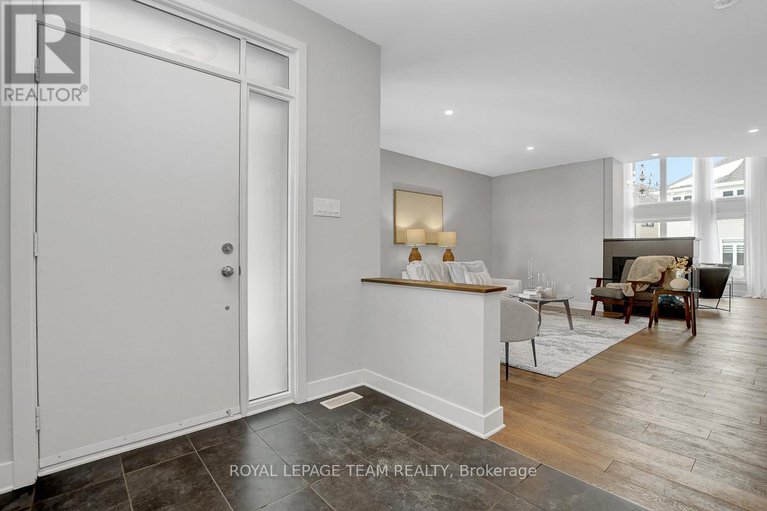 29433481/749-brian-good-avenue/riverside-southgloucester-glen/ottawa/ontario/K4M0E3_4