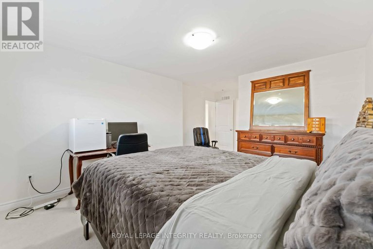 29442302/561-egret-way/half-moon-bay/ottawa/ontario/K2J0E3_29