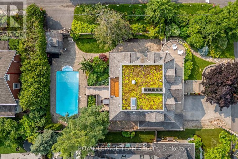 29616442/483-golden-avenue/mckellarhighland/ottawa/ontario/K2A2E4_44