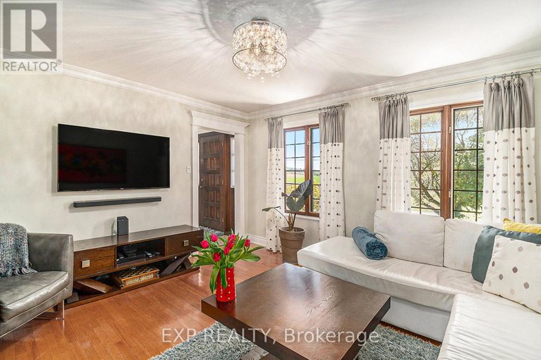 28911960/1919-clark-road/clarencerockland-twp/clarence-rockland/ontario/K4K1K7_11