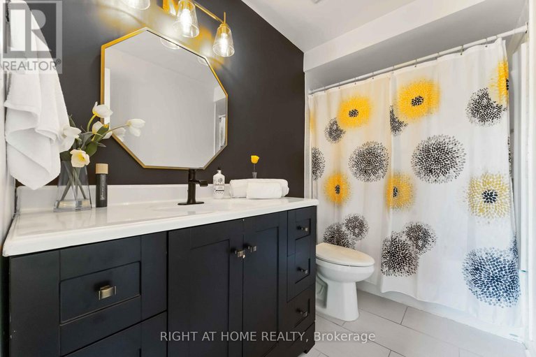 28737074/1-berkshire-way/pheasant-run/ottawa/ontario/K2J2B1_26