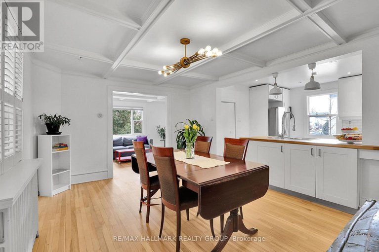 29565294/105-queen-mary-street/overbrookcastle-heights/ottawa/ontario/K1K1X4_11