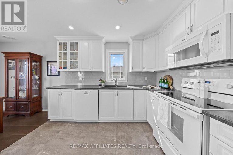 28841164/13-340-tribeca-private/longfields/ottawa/ontario/K2J6B4_13