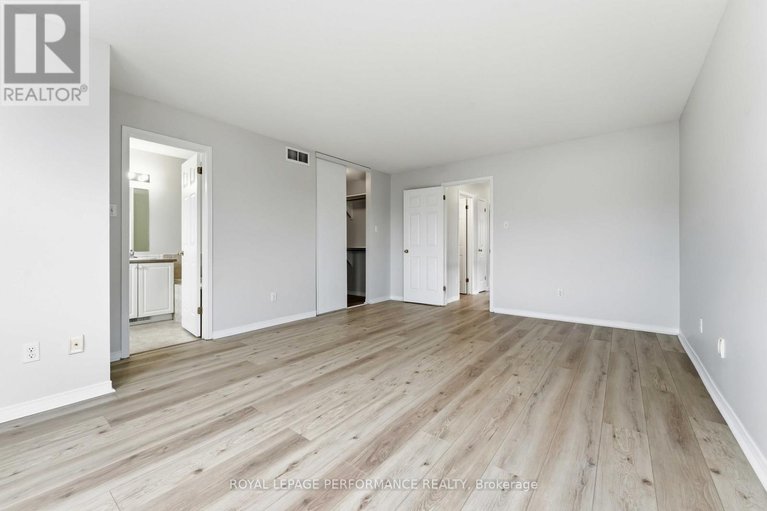 29613573/640-louis-toscano-drive-w/avalon-east/ottawa/ontario/K4A0B3_20