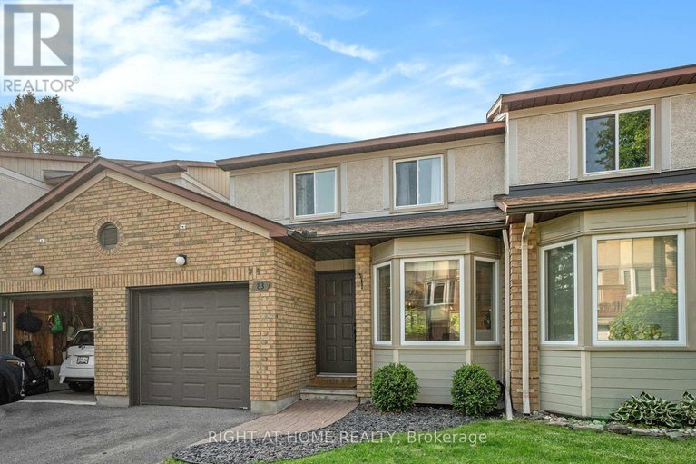 28427102/83-versailles/hunt-club-woods/ottawa/ontario/K1V0M3_2