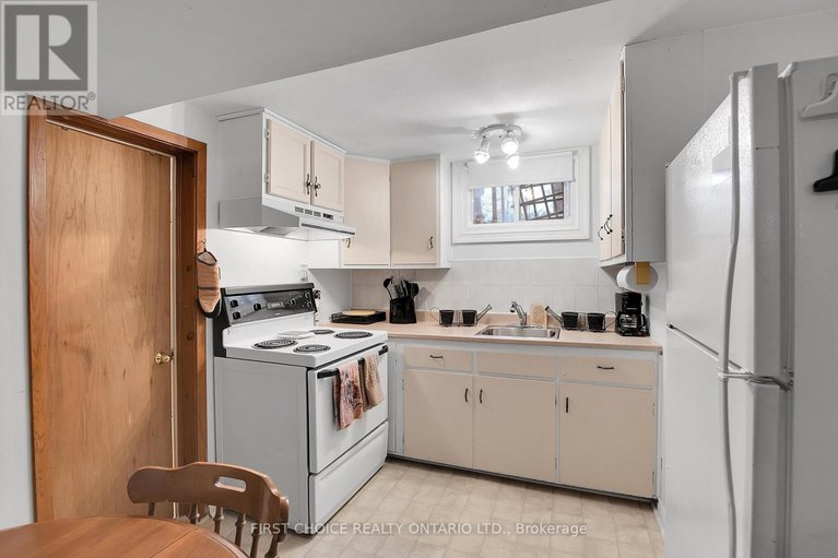 29205327/1366-kingston-avenue/carlington/ottawa/ontario/K1Z8L2_28