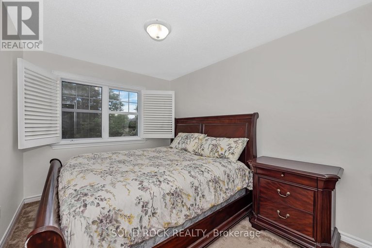 28578317/411-cache-bay-crescent-e/blossom-parkkemp-parkfindlay-creek/ottawa/ontario/K1T4H3_19
