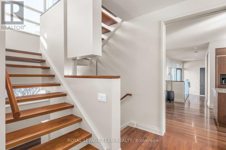 28315914/37-rothwell-drive/rothwell-heights/ottawa/ontario/K1J7G5_21