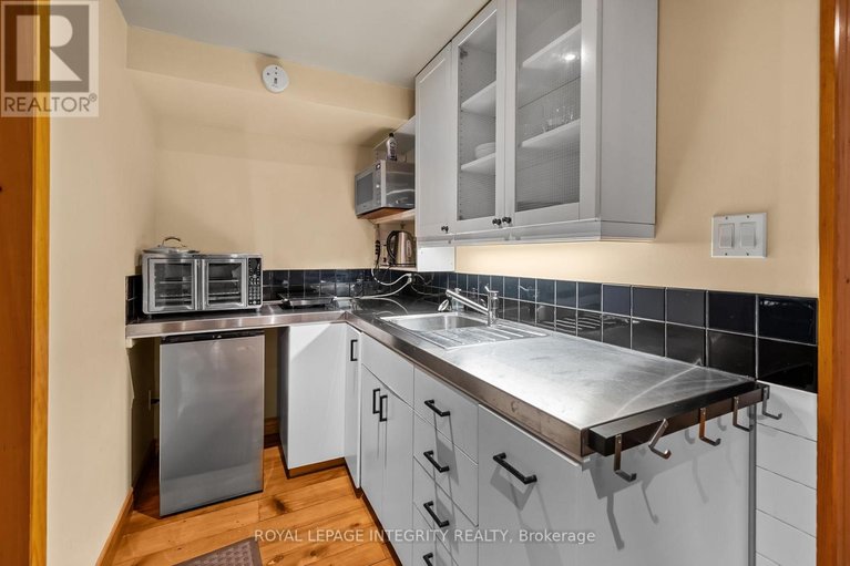 29552418/3565-albion-road/sawmill-creektimbermill/ottawa/ontario/K1T1A2_32