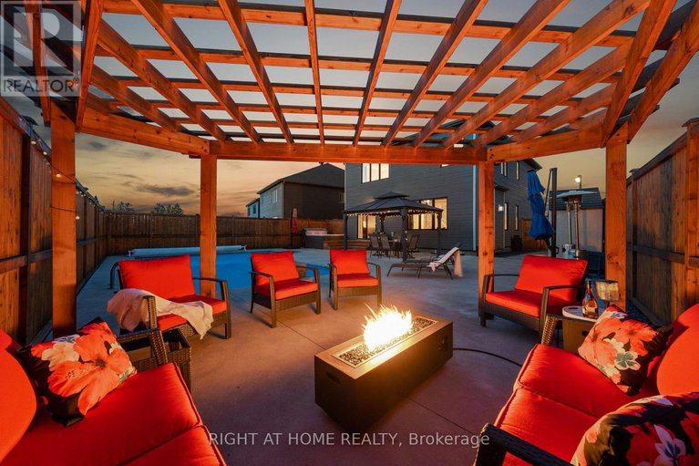 28253382/210-spindrift-circle/mahogany-community/ottawa/ontario/K4M1J8_42