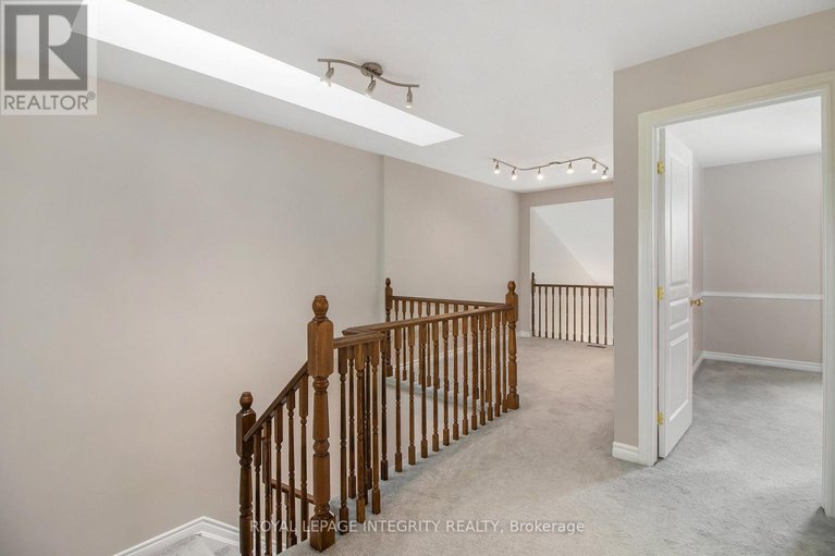 29036509/2080-melette-crescent/avalon-east/ottawa/ontario/K4A4X2_15